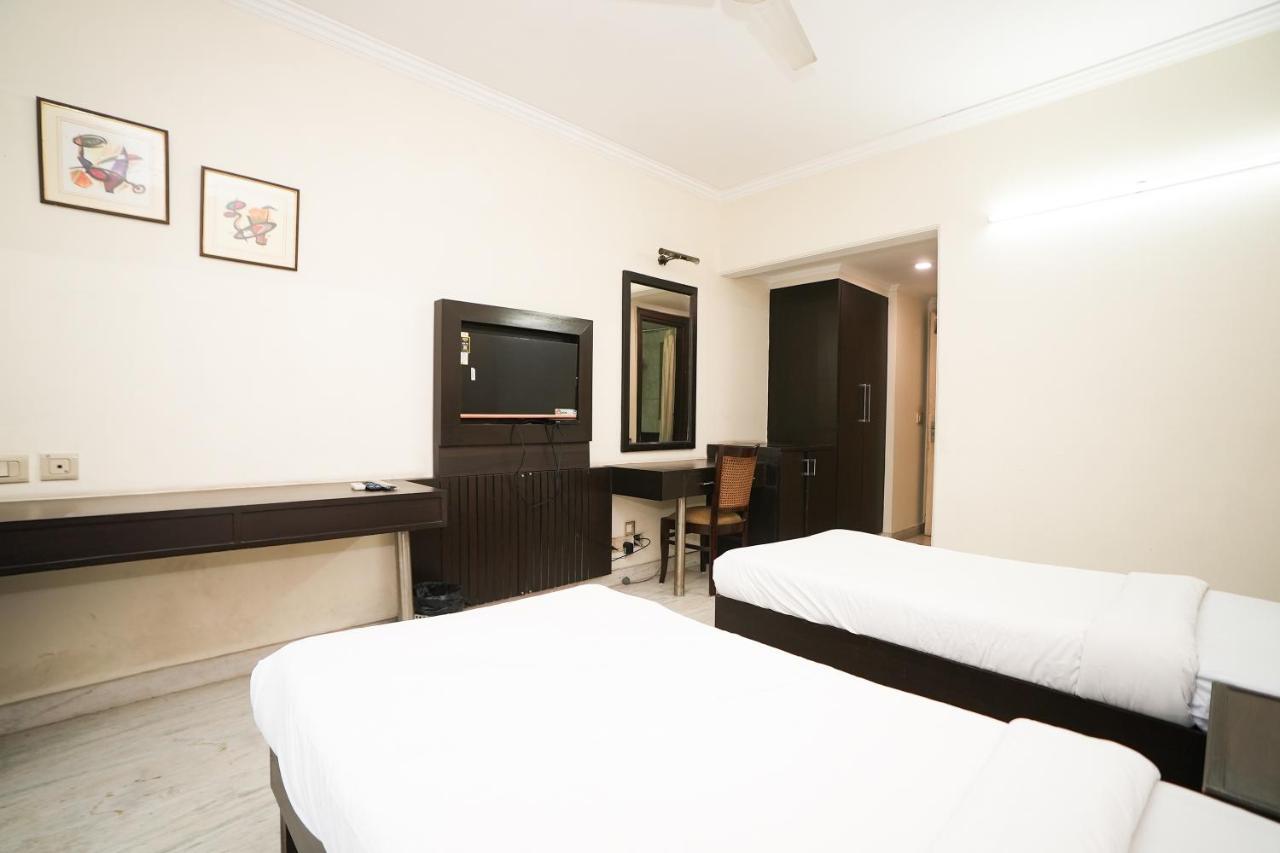 גורגאון Stay Well Hotels & Homes מראה חיצוני תמונה