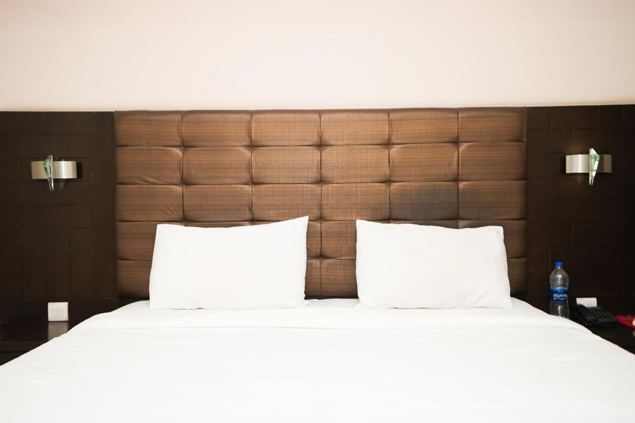 גורגאון Stay Well Hotels & Homes מראה חיצוני תמונה
